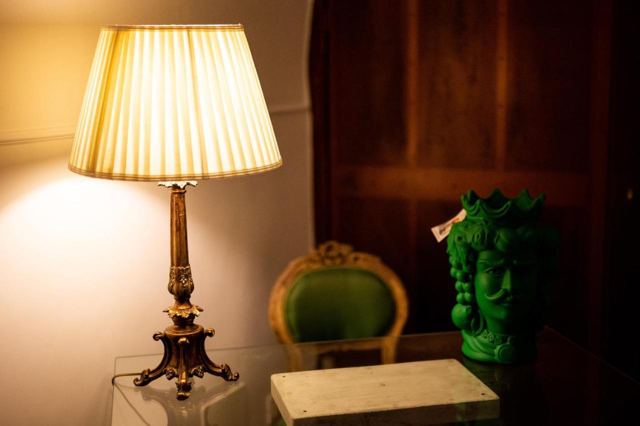 Palazzo Del Poeta - Dimora Contemporanea Hotell Palermo Exteriör bild
