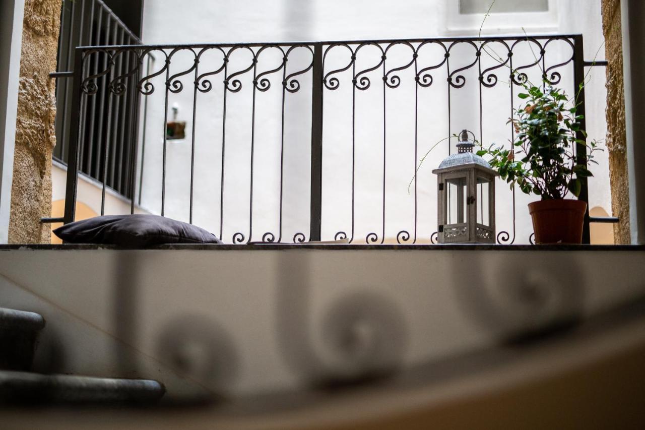Palazzo Del Poeta - Dimora Contemporanea Hotell Palermo Exteriör bild